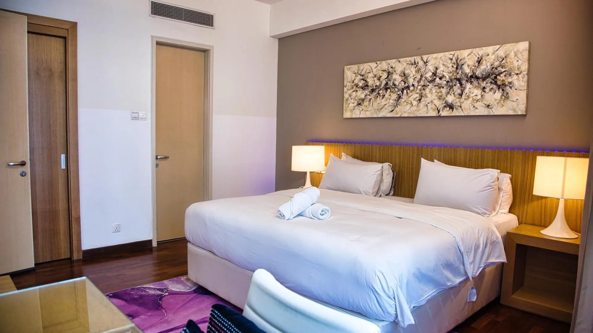 アパート Premium Cozy Cormar Suite 5 Minutes Walk To Suria Klcc クアラルンプール